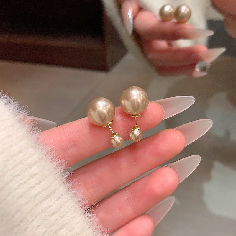 Mens Fashionable Vintage Pearl Stud Earrings